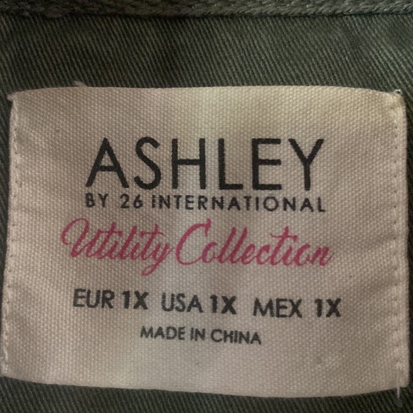 Utility Jacket - Picture 3 of 12